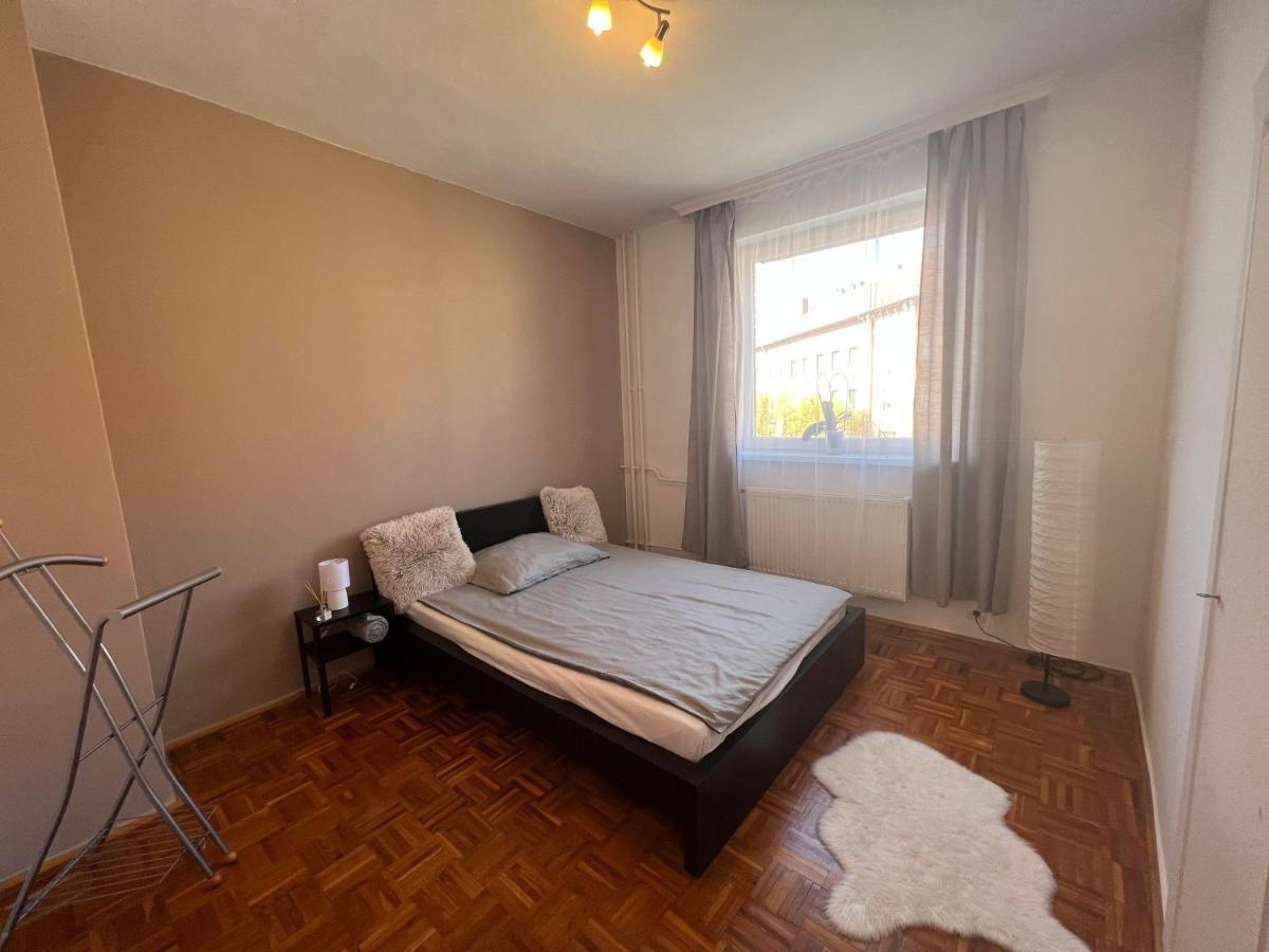 Centrum Szeged Apartman Exteriör bild