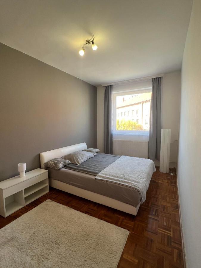Centrum Szeged Apartman Exteriör bild